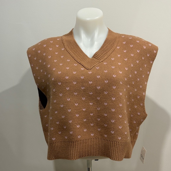 NWT Free People Over-Sized Brown and Pink V-Neck Sweater Vest - Picture 7 of 16